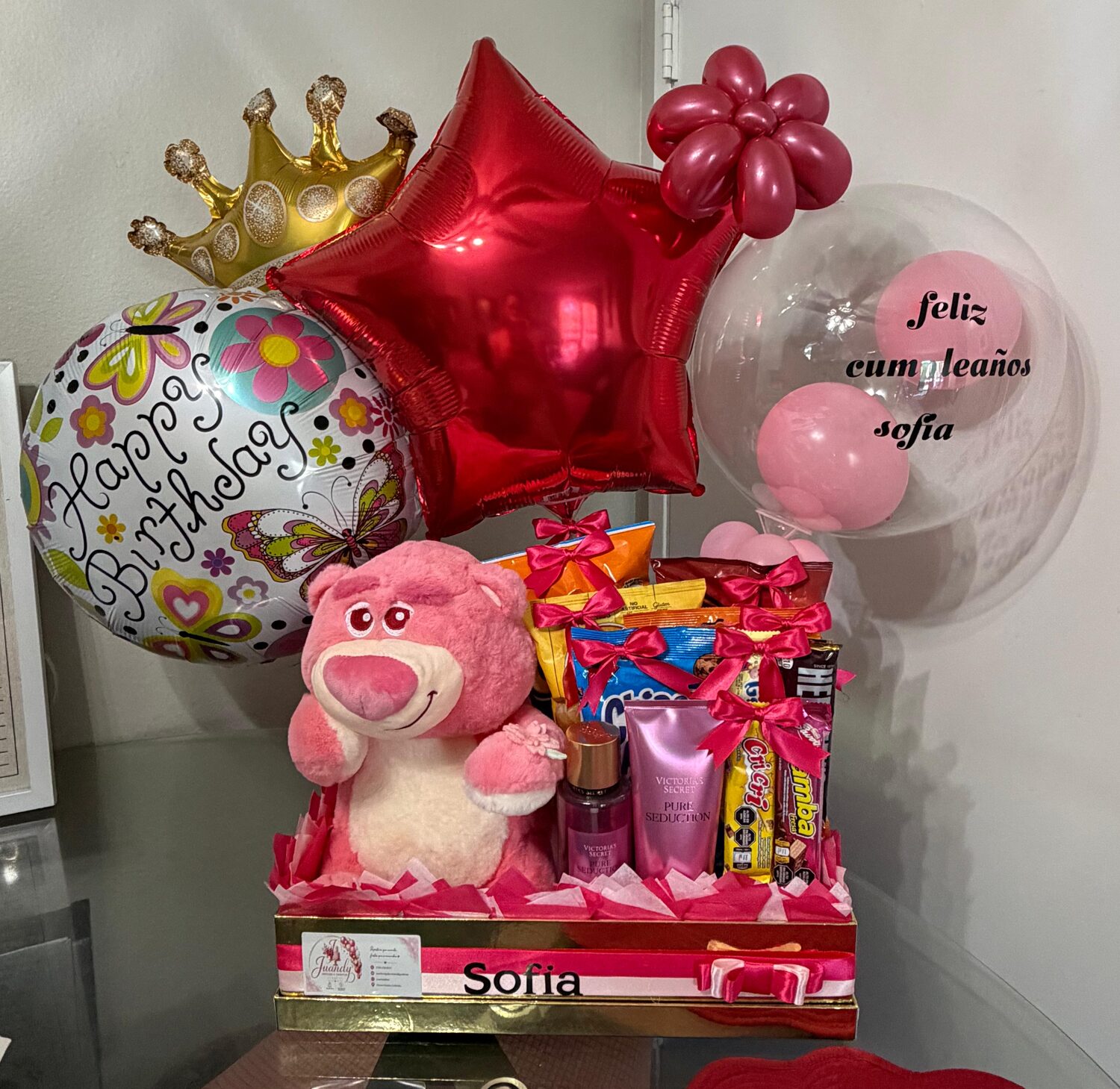 Themed custom cake by Juandy Impulso & Eventos, Denver CO
